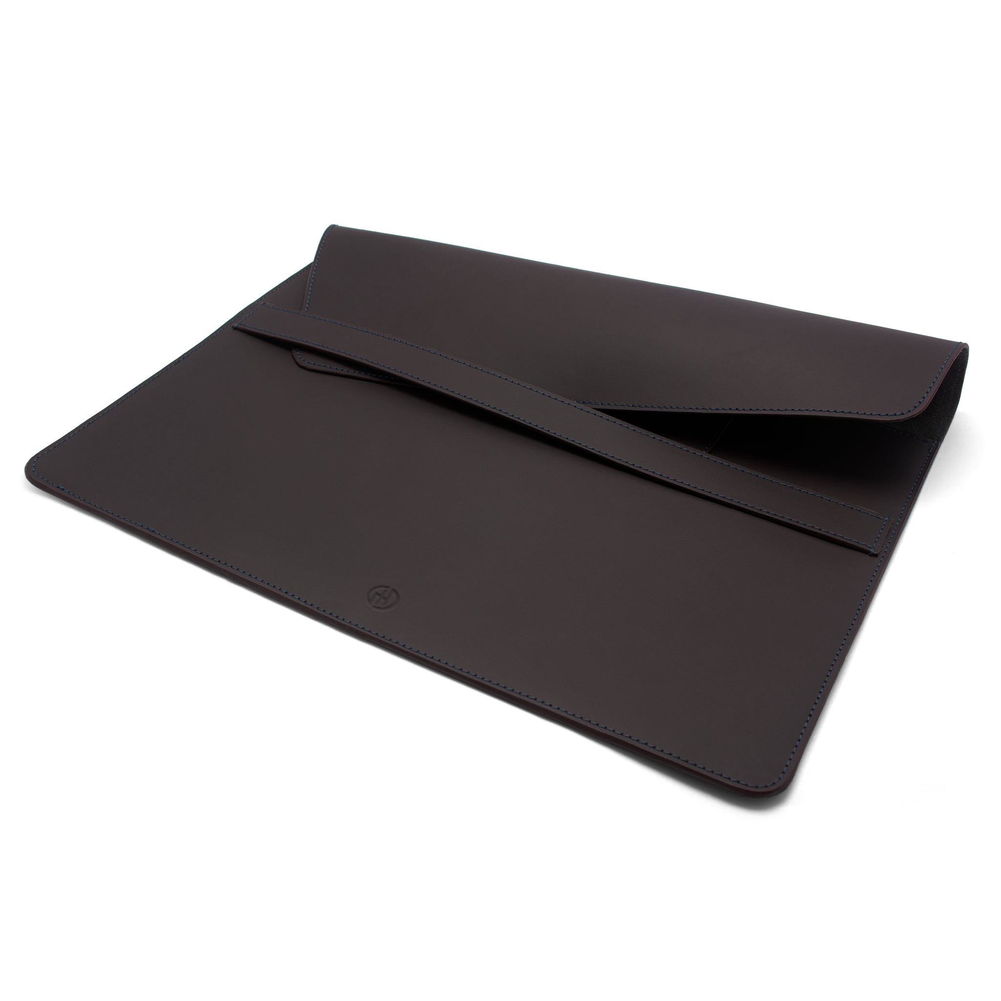 Classic Elegance Leather Sleeve – Premium Cow Leather Laptop & Tablet Case-3